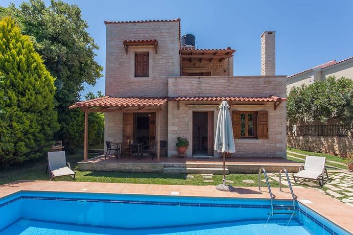 Ferienhaus für 8 Personen, mit Garten