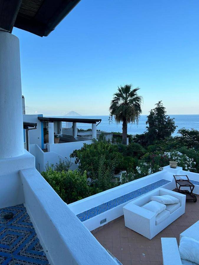 Maison d’hôte pour 3 personnes, avec jardin ainsi que balcon et vue à Santa Marina Salina - 4