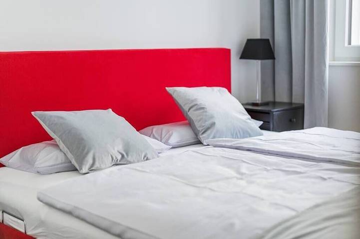 Ganze Wohnung, 2 Zimmer Apartment mit Blick auf den Garten in Gmunden, Bezirk Gmunden