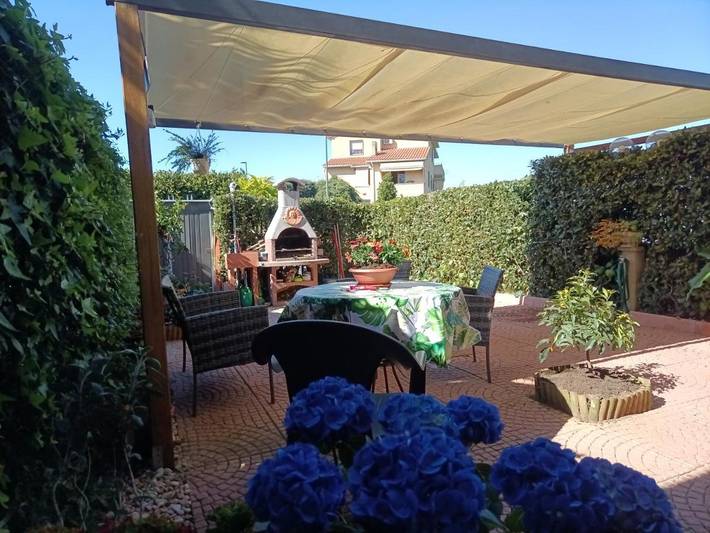 Ferienwohnung für 7 Personen, mit Balkon und Terrasse sowie Garten und Sauna in Donoratico