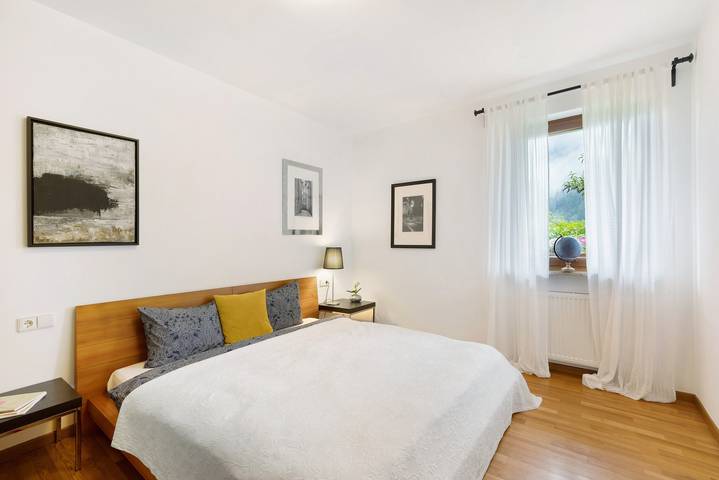 Apartamento inteiro, Apartamento 'Kati's Haus' com vista para a montanha, terraço privado e jardim partilhado in San Pancrazio, Ortler Alps
