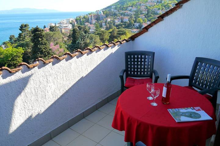 Holiday apartment for 6 people, with terrace - 1