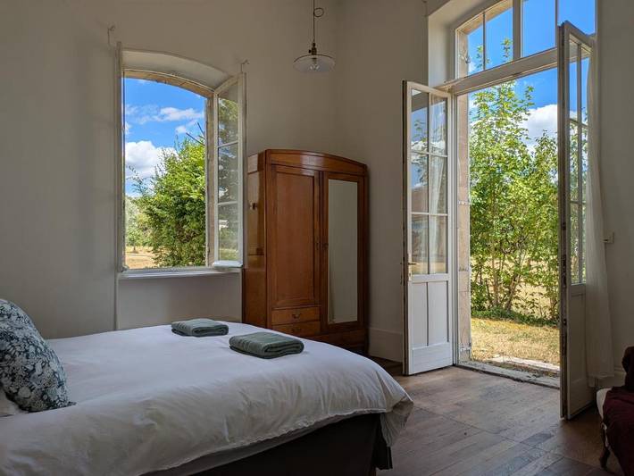 Location de vacances pour 6 personnes, avec jardin et vue à Saint-Gengoux-le-National - 2