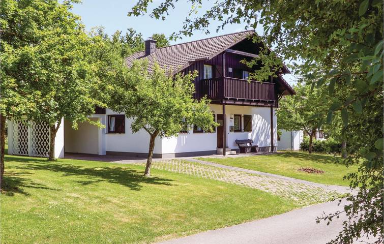 Ferienhaus für 6 Personen, mit Terrasse und Garten im Hunsrück - 2