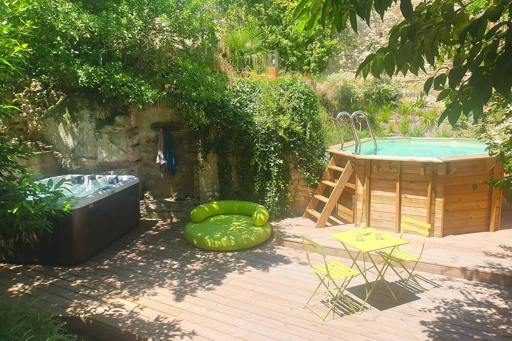 Joli coin de verdure avec piscine et spa in Castelnaudary, Région de Carcassonne