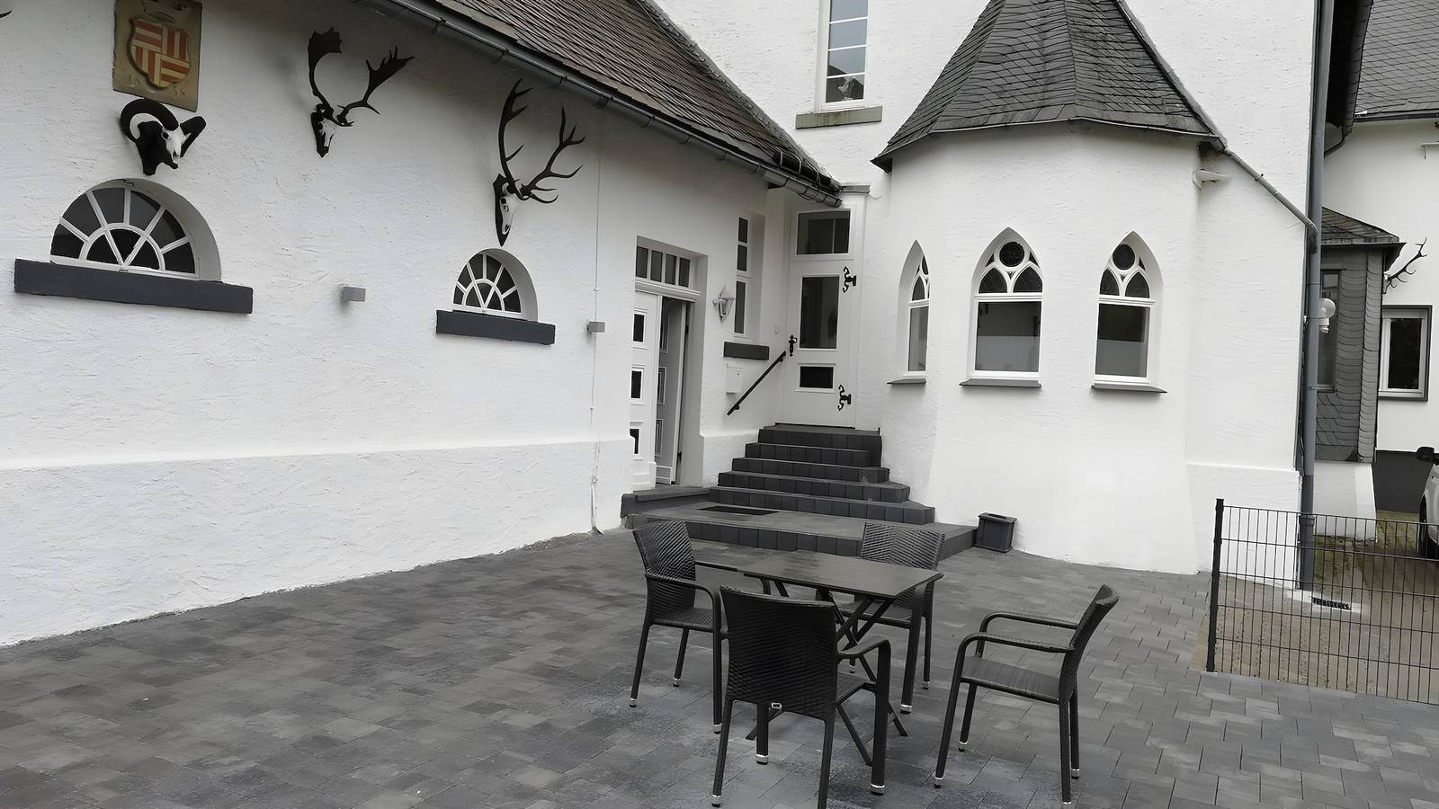 Jagdschloss Siedlinghausen – 3 Apartments für bis zu 16 Personen in Winterberg, Hochsauerlandkreis