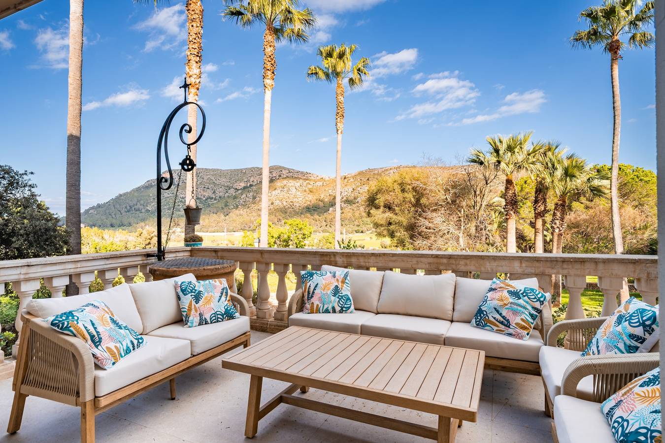 Villa "Son Simo D'Alt" with Mountain View, Private Pool & Wi-Fi in Alcúdia, North Majorca