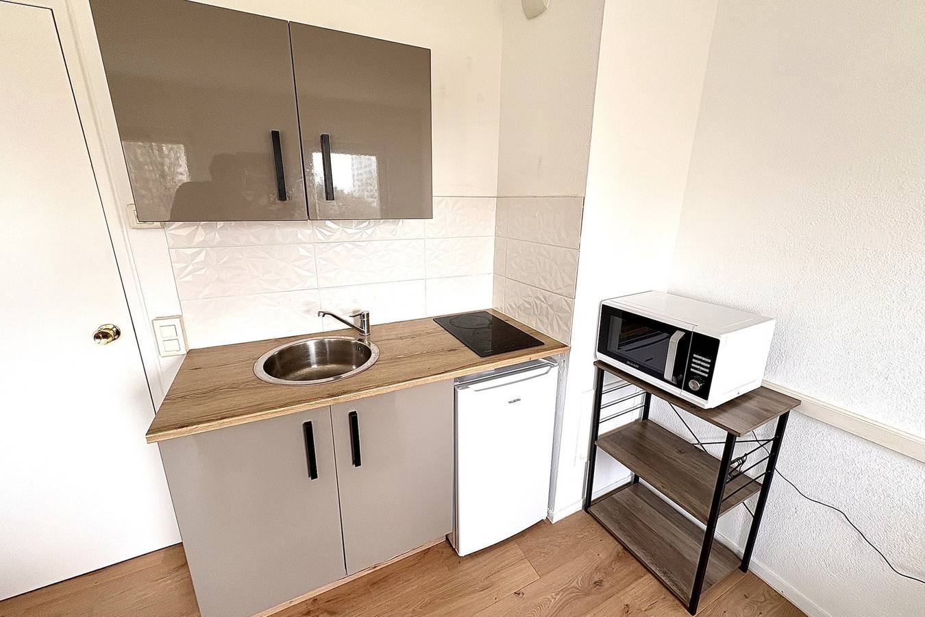 Studio entier, Studio Lumineux avec Vue au Cœur de Nantes in Nantes, Région de Nantes