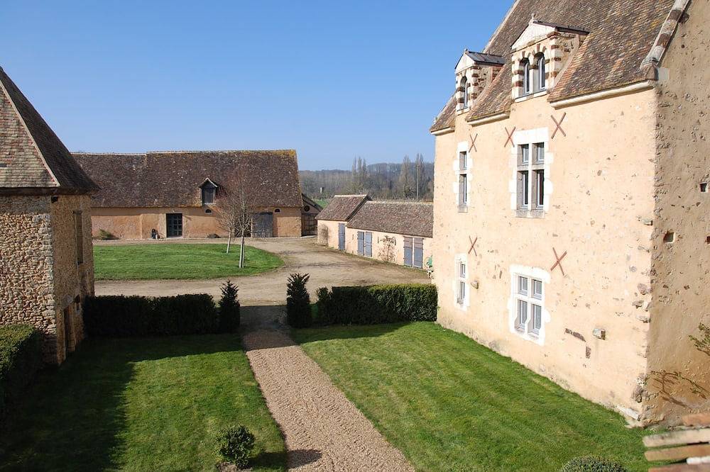 Magnifique manoir restauré in Saint-Célerin, Sarthe