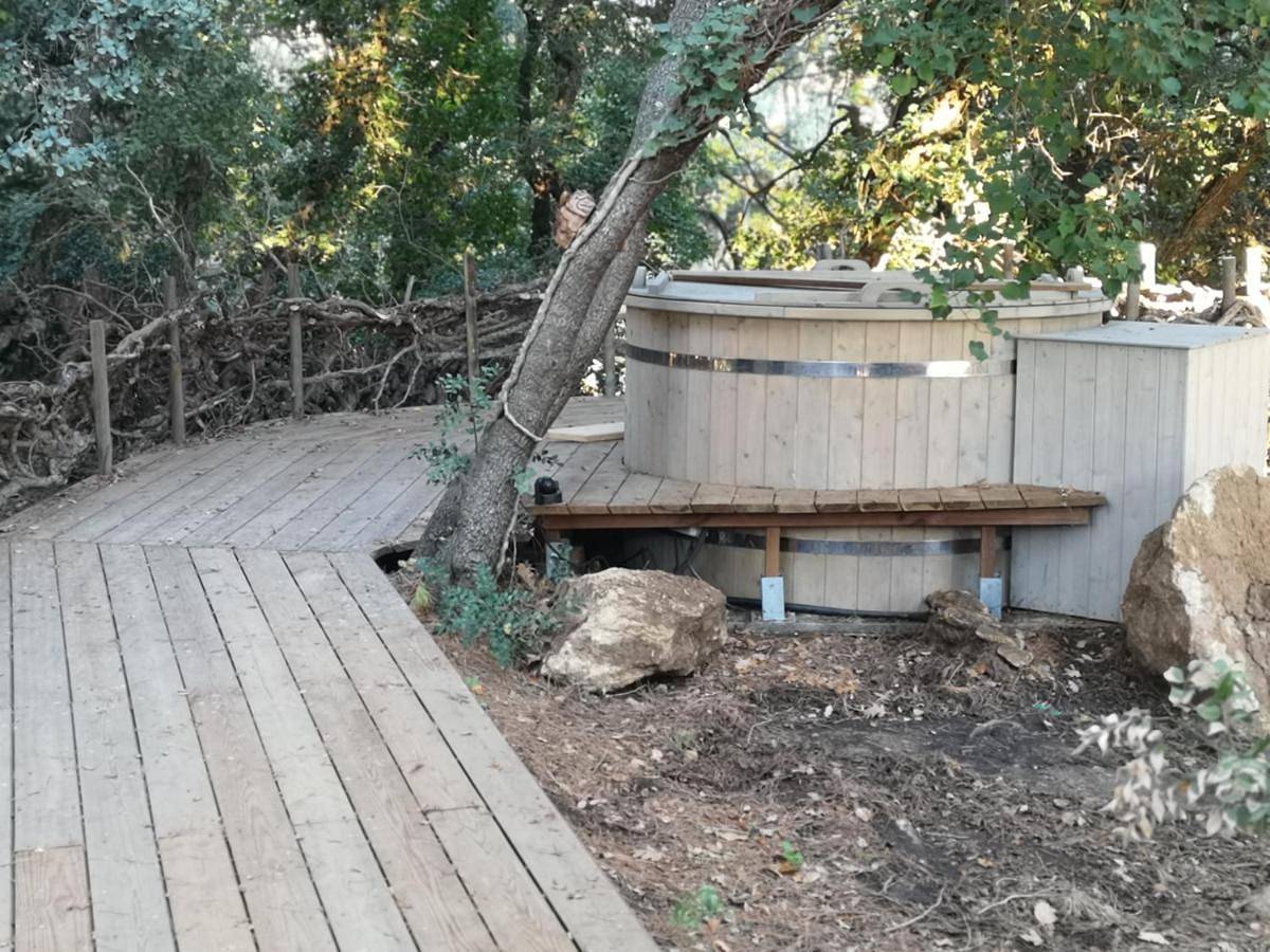 Appartement entier, Superior Chalet in Lambesc, Région d'Aix-en-Provence