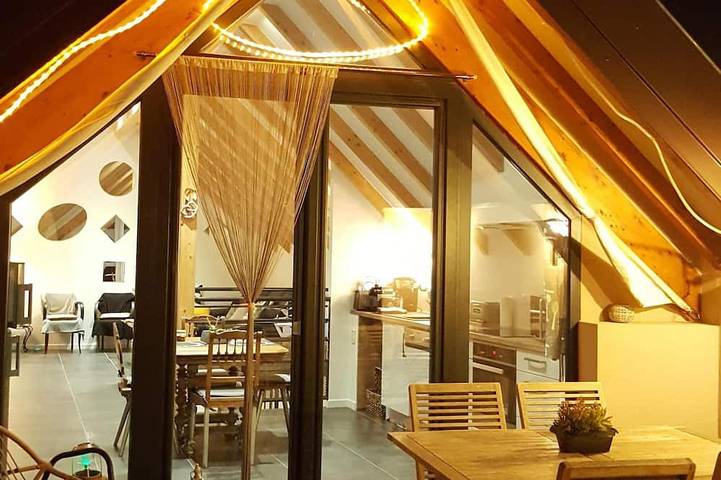 Location de vacances pour 4 personnes, avec terrasse et jacuzzi à Vœgtlinshoffen