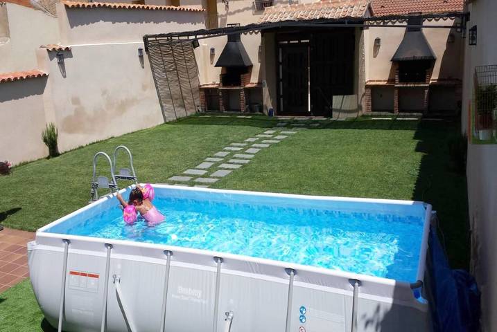 Casa rural con piscina para 20 personas, con piscina y jardín, Se admiten mascotas en Provincia de Segovia - 3