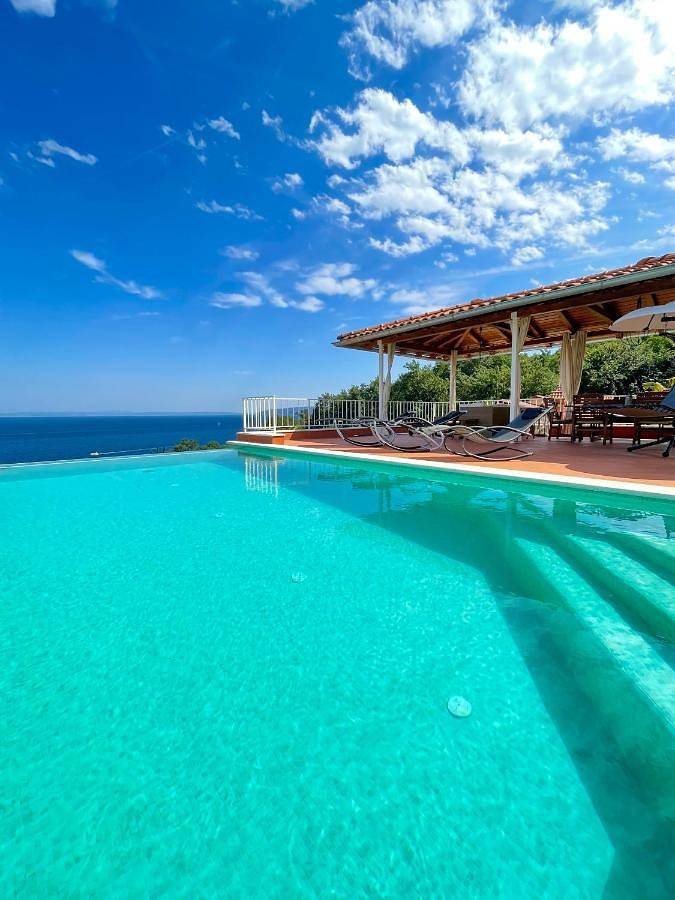 Villa Lovran - 150 m to the beach - infinity pool - incredible sea view - fitness gym in Lovran, Opatija Riviera