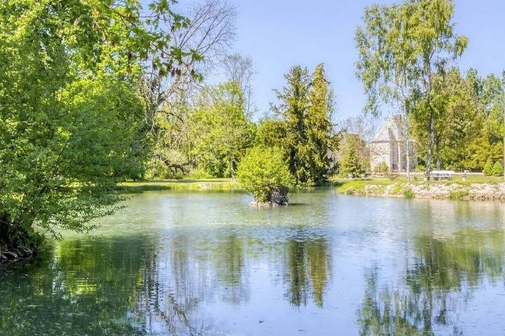 Château pour 20 personnes, avec Jardin et Piscine dans Marne