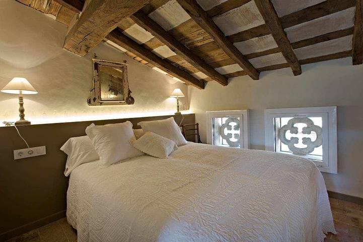 Ganze Wohnung, Argenter, luxe penthouse met terras in Olot, Naturpark Zona Volcànica de la Garrotxa