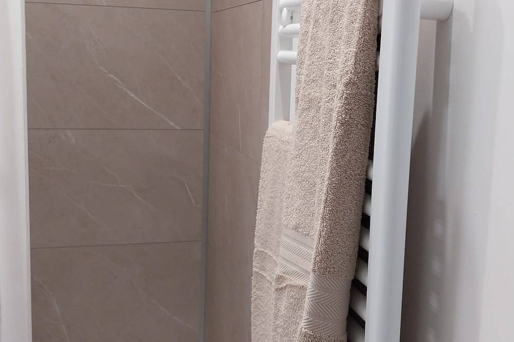 Ganze Wohnung, La Dune Blanche - Apartment - 2 Bedrooms - Sleeps 4 in Merlimont Plage, Merlimont