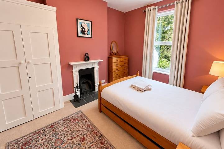 Gore Park House - Victorian Charm & Modern Comfort in Eastbourne, East Sussex