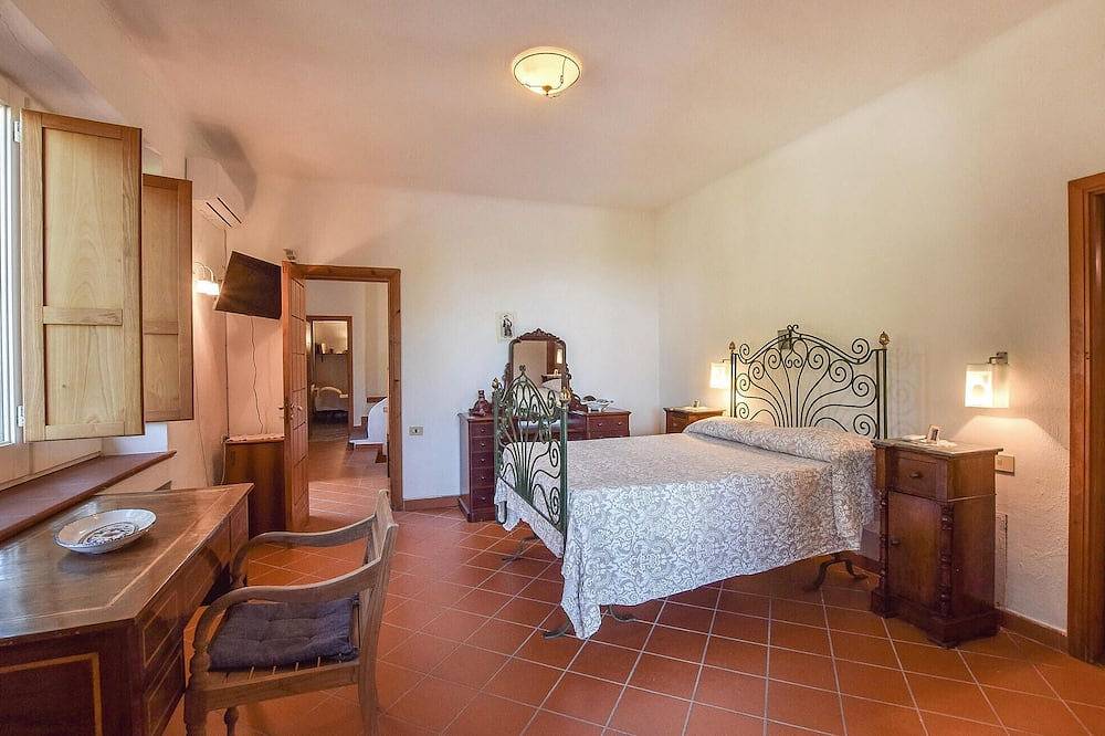 Bella casa a Forio D'Ischia in Forio, Ischia