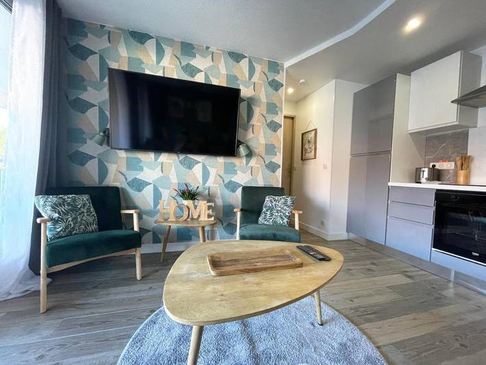 Gîte pour 4 personnes, avec terrasse et piscine, animaux acceptés dans Office De Tourisme Cannes La Bocca - 2