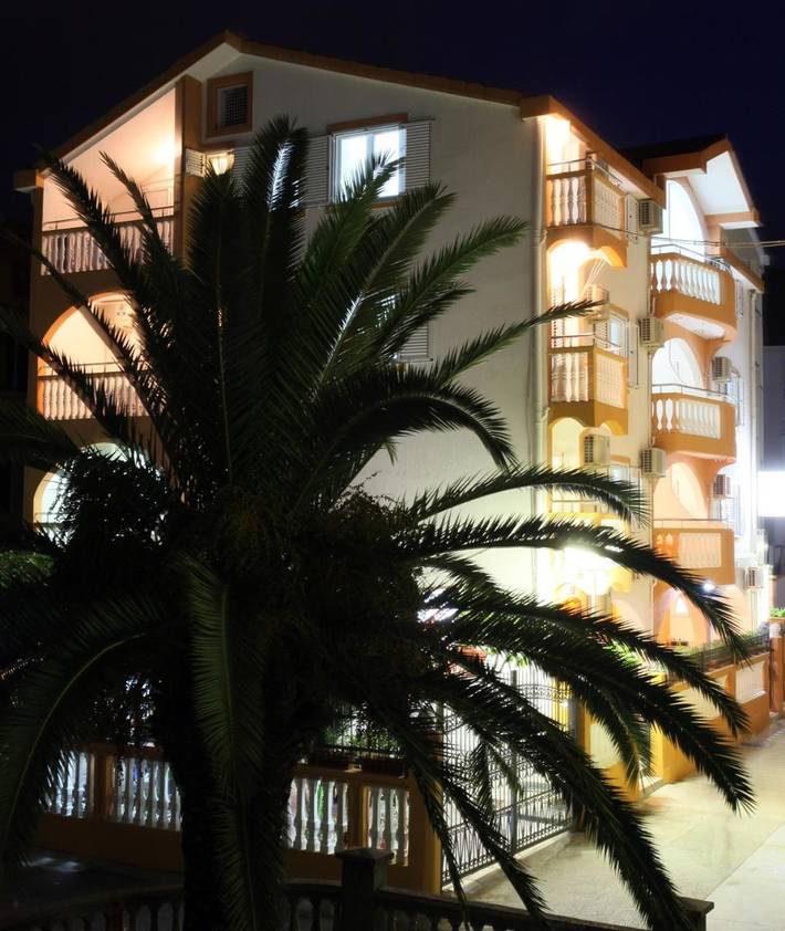 Maison d’hôte pour 2 personnes, avec terrasse et jardin