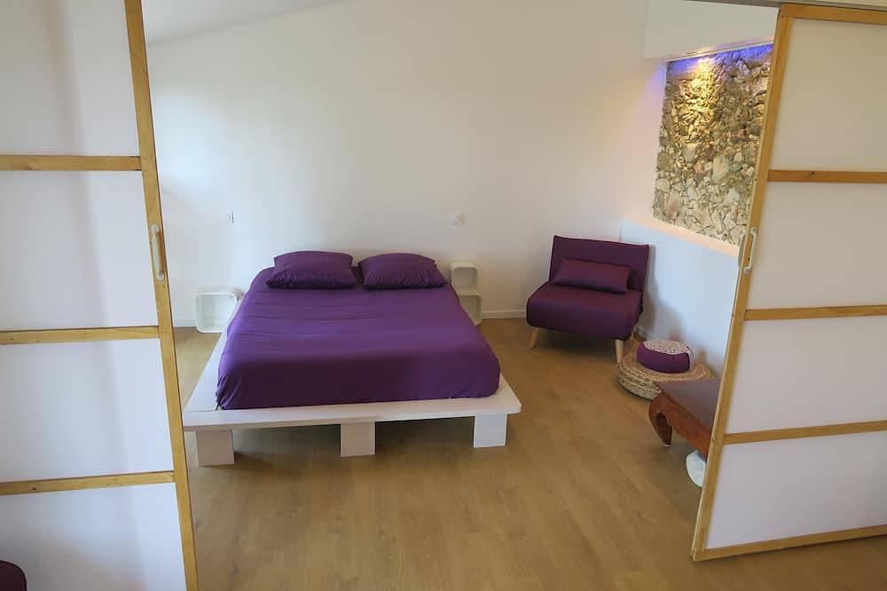 Appartement entier, Gîte japonais 2 à 4 personnes, Piscine, Spa et vue sur les Pyrénées in Puymaurin, Haute-Garonne