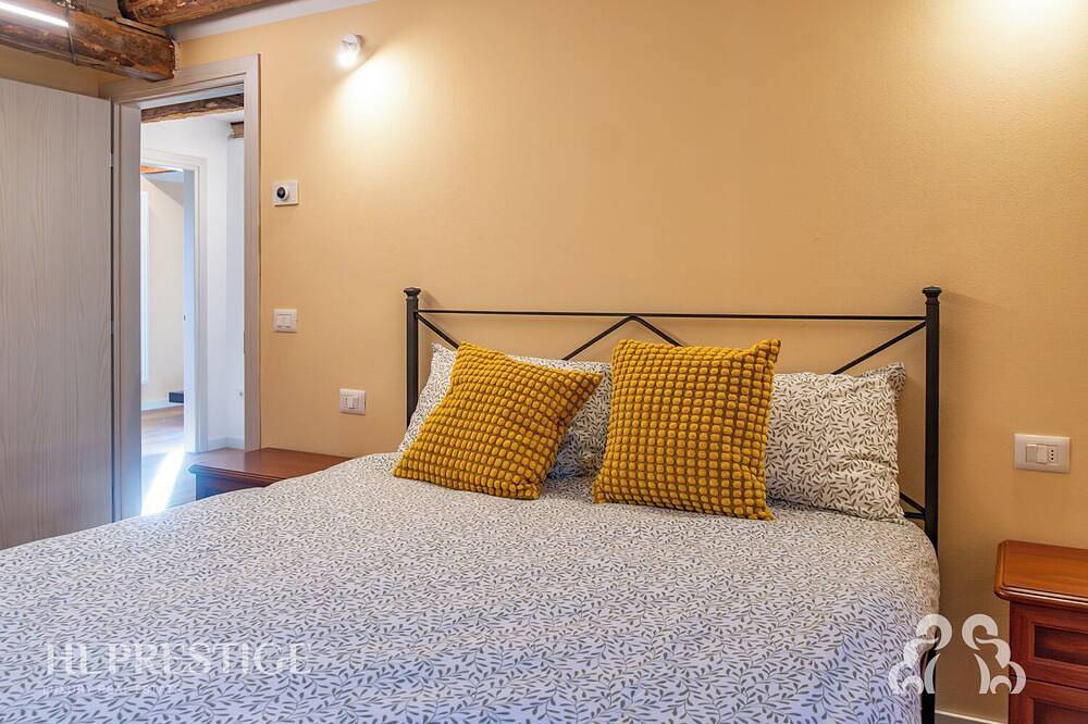 Apartamento entero, Elegancia histórica con vistas a las Dolomitas in Belluno, Schiara