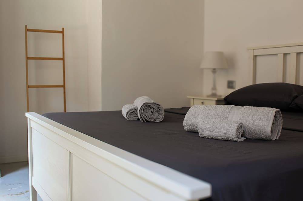 Entire apartment, [Historic House] in the Heart of Bergamo in Bergamo, Bergamo Province