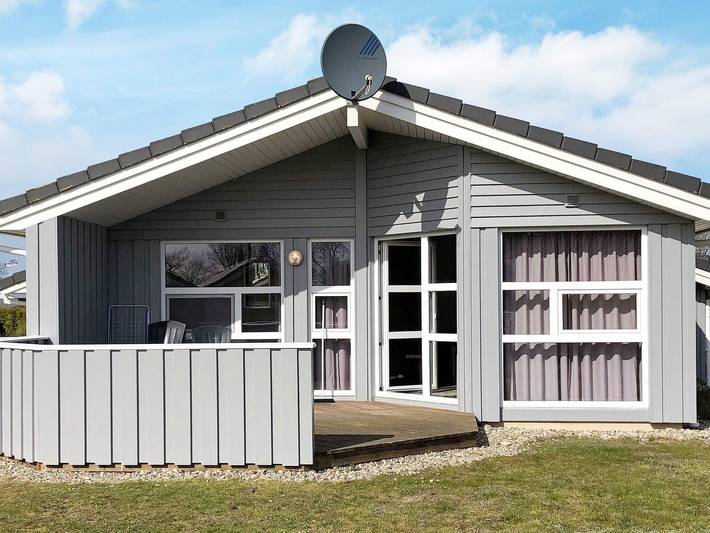 Ferienhaus für 6 Personen, mit Garten und Terrasse sowie Sauna, mit Haustier