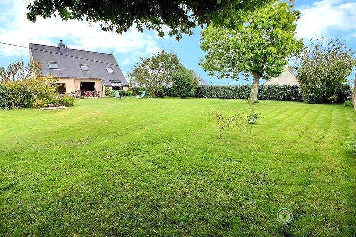 Gîte pour 6 personnes, avec Terrasse et Jardin