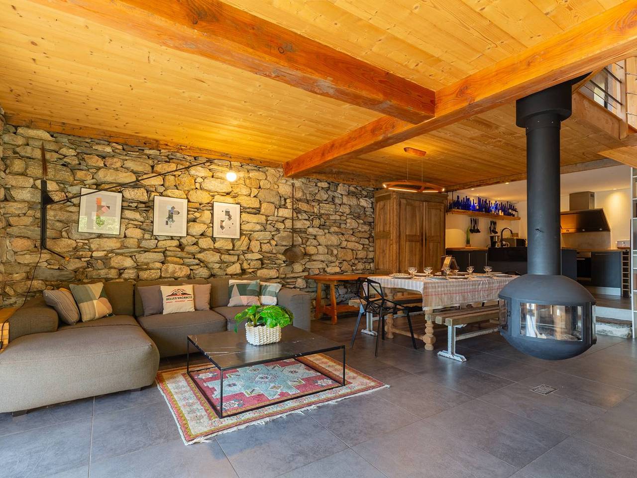 Pyrenean chalet in Soulan for 12 ppl., Wifi, close to skiing in Saint-Lary-Soulan, Pyrenees National Park