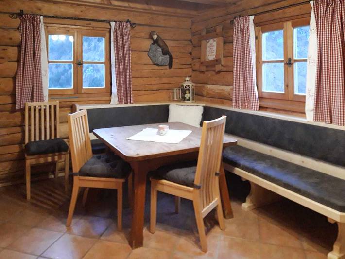 Ferienhaus für 6 Personen, mit Balkon und Terrasse sowie Garten in Uttendorf - 2