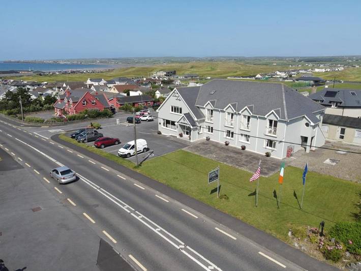 Bed and breakfast for 4 people, with View in County Clare