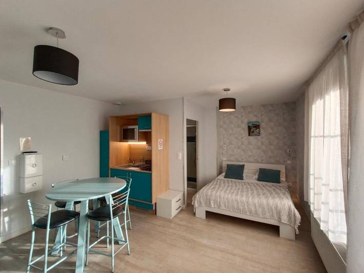 Location de vacances pour 2 personnes, avec jardin et terrasse, animaux acceptés dans Chauffailles - 2