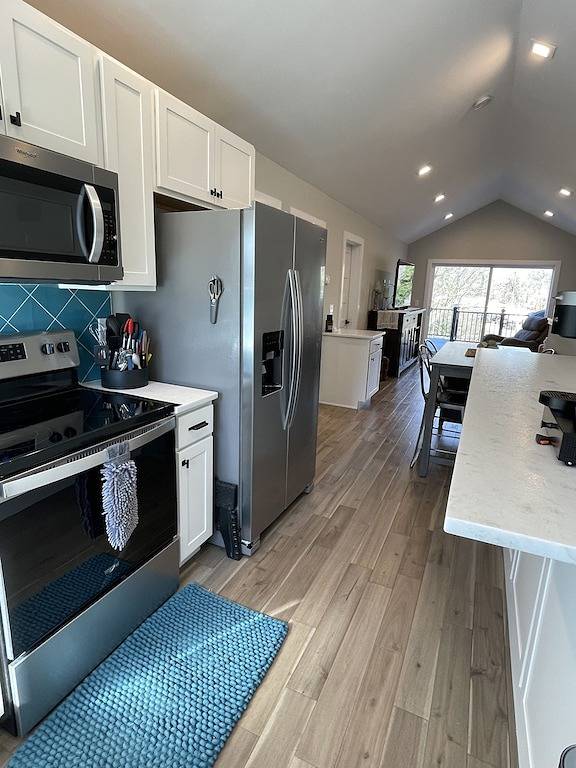 Vacation rental for 4 people, with balcony and yard, with pets in Knoxville