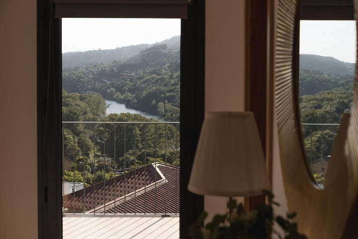 Casa de férias para 8 pessoas, com vista e terraço em Amarante