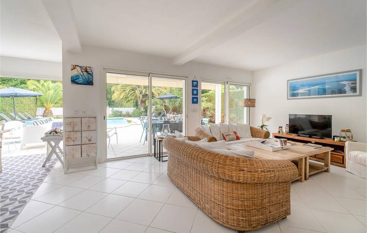 Ferienhaus für 12 Personen, mit Garten und Terrasse sowie Pool in Lège-Cap-Ferret - 4