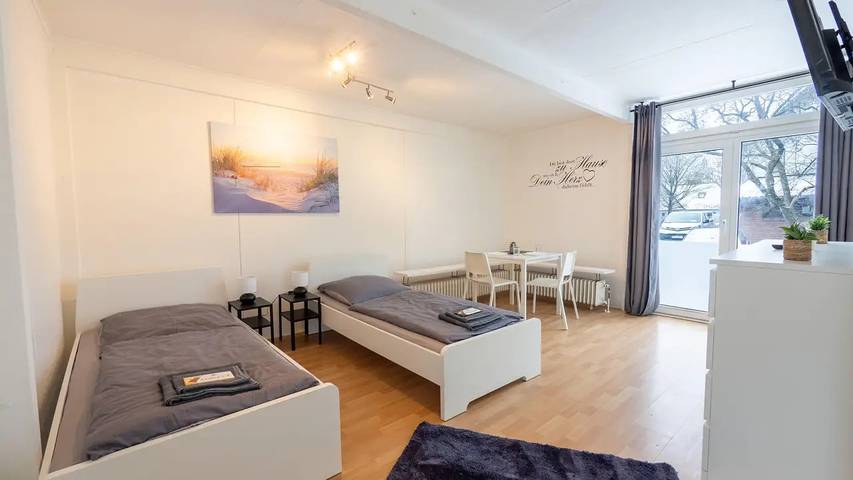 Ferienwohnung für 7 Personen, mit Garten in Ahrensburg