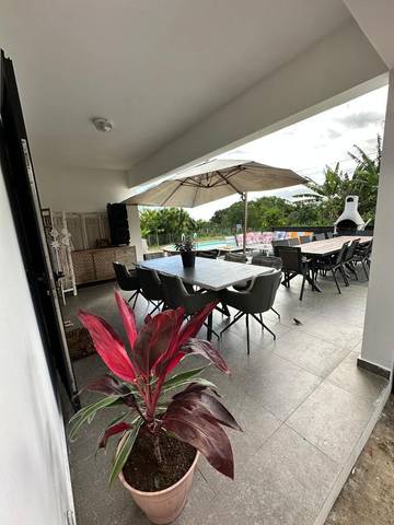 Cottage pour 2 personnes, avec vue et jardin ainsi que piscine et terrasse dans Trois Mares