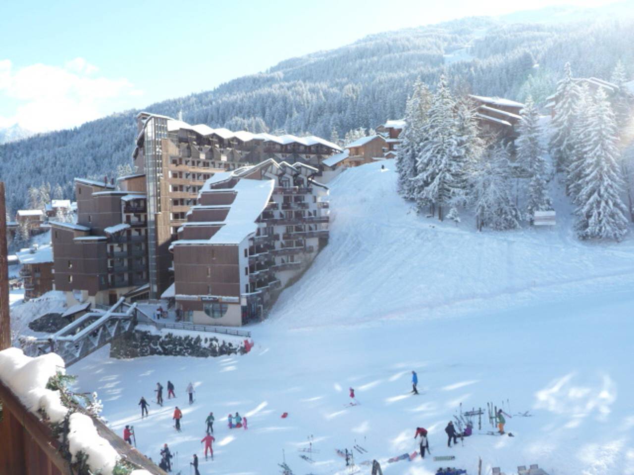 Apartamento entero, T3 en el centro estación, frente a pistas, 7 pers., luminoso in La Tania, La Perrière