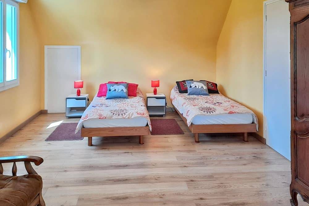 Homerez - Casa espaciosa y acogedora en Saint-Alban con jardín in Saint-Alban, Côtes-d'Armor