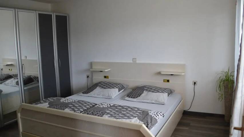 Ferienwohnung für 2 Personen, mit Terrasse in Hilders - 2