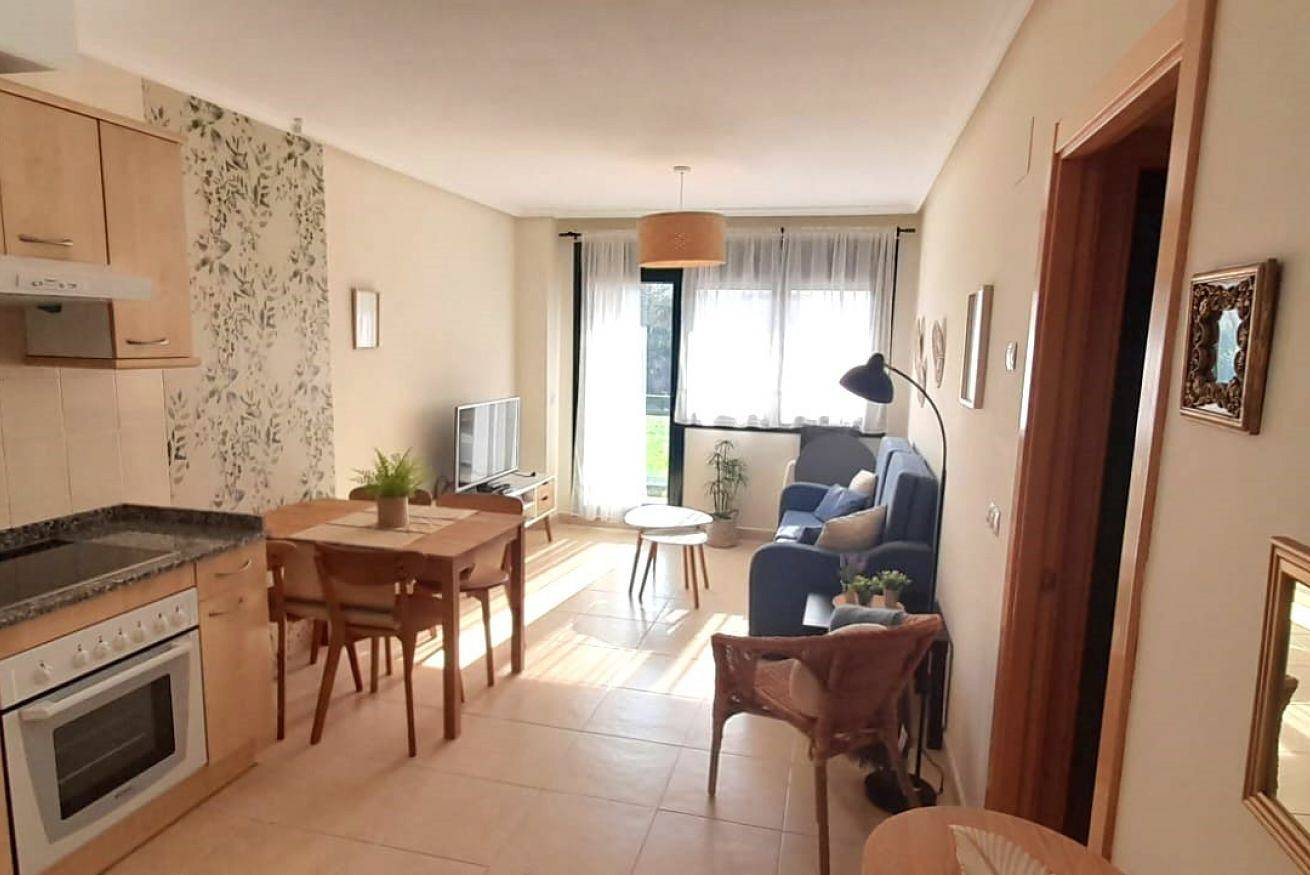 Entire apartment, Holiday apartment for 3 people with pool in Posada de Llanes, Llanes