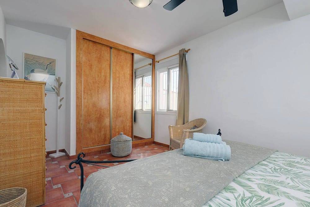 Traditional Andalusian 3 Bed Villa with Private Pool in Torreblanca (Fuengirola), Fuengirola