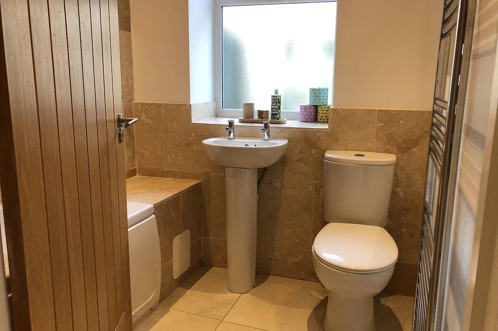 Cosy cottage, short walk to beach and restaurants in Boscombe, Bournemouth