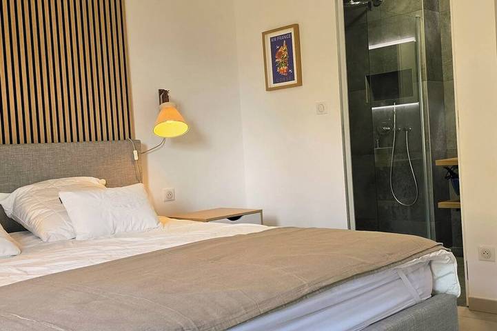 Gîte pour 4 personnes, avec piscine dans Plage Cala Rossa - 3