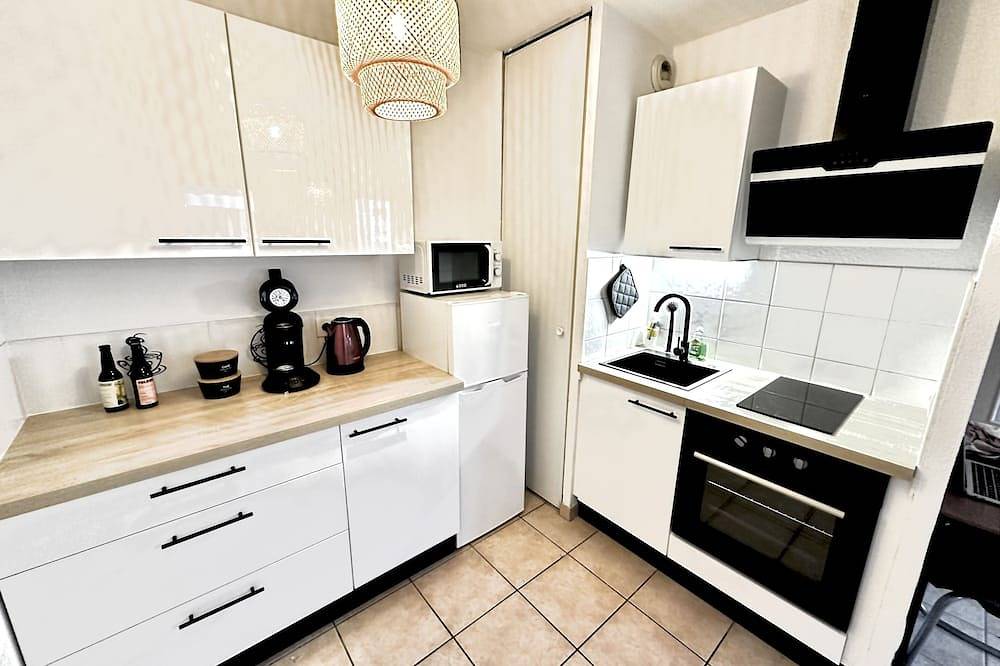 Entire apartment, Cosy & Chill - 4 Voyageurs - Parking Gratuit 𒊹 in Chambéry, Chambéry region