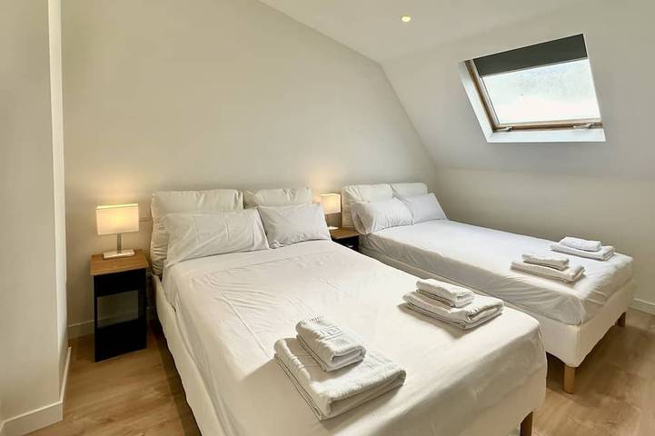 Appartamento intero, Luxury Duplex at Feria de Madrid, Sleeps 6, 200 in Madrid, Área Metropolitana de Madrid