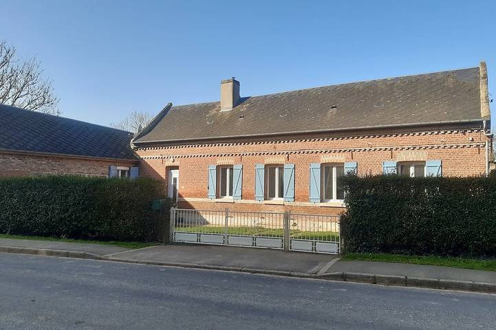 Location de vacances pour 7 personnes, avec jacuzzi et jardin à Le Meillard
