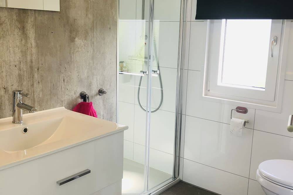 Luxchalet „Vaju Lathum“ am See Strand Pool Park Nationalpark Lathum Arnhem in IJssel
