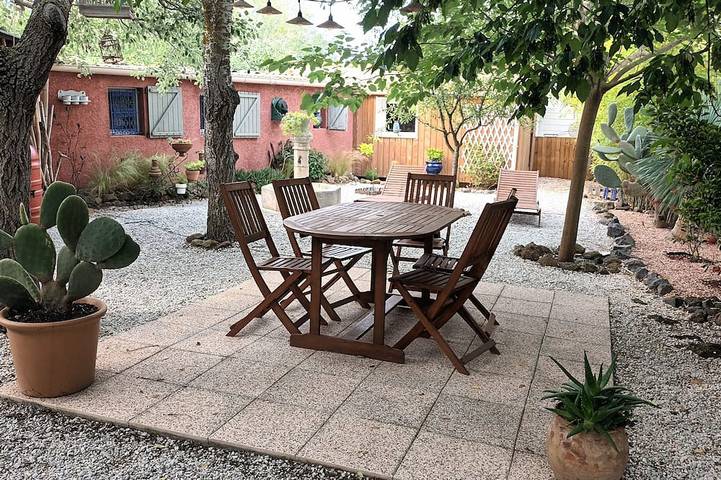 Villa for 4 people, with garden - 1